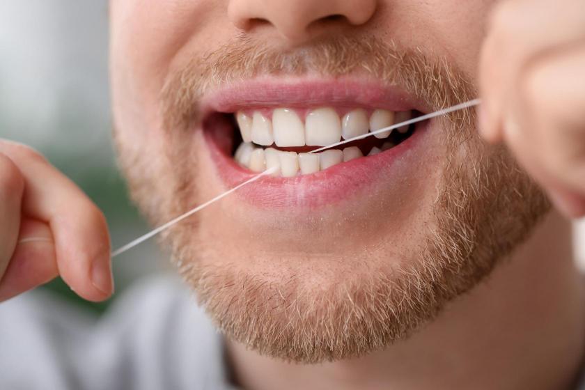 como-usar-hilo-dental